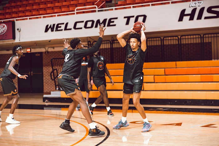 Cunningham is a tall point guard that can score but still has a passing mentality of a point.